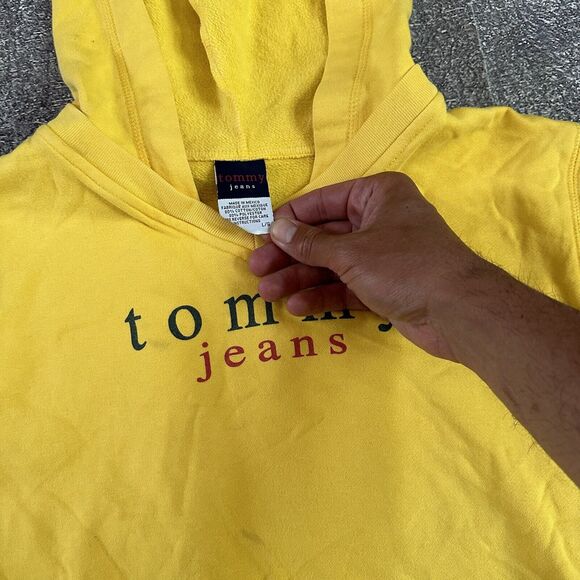 Women's Vintage Y2K Tommy Hilfiger Jeans Yellow Spell Out Hoodie Sweatshirt Sz M - Picture 2 of 3